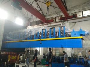 racking forming machine loading 3