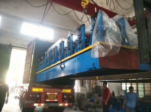 step beam rack roll forming machine loading