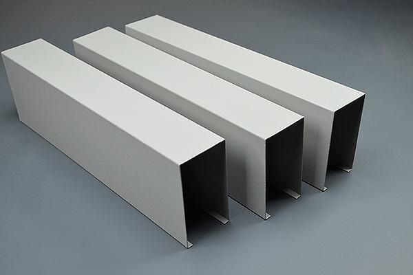 Aluminum U baffle Ceiling