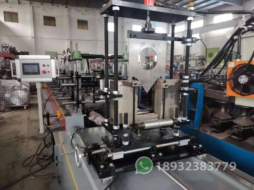 Aluminum U-shaped Baffle Ceiling Roll Forming Machine