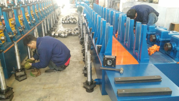 warehouse rack roll forming machine